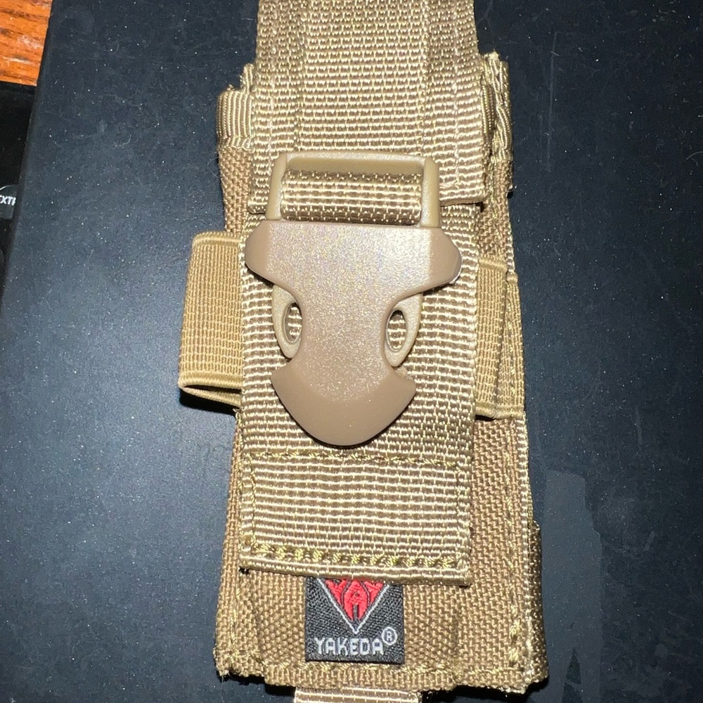 YAKEDA Multitool Tac Flashlight Pouch (Tan)
